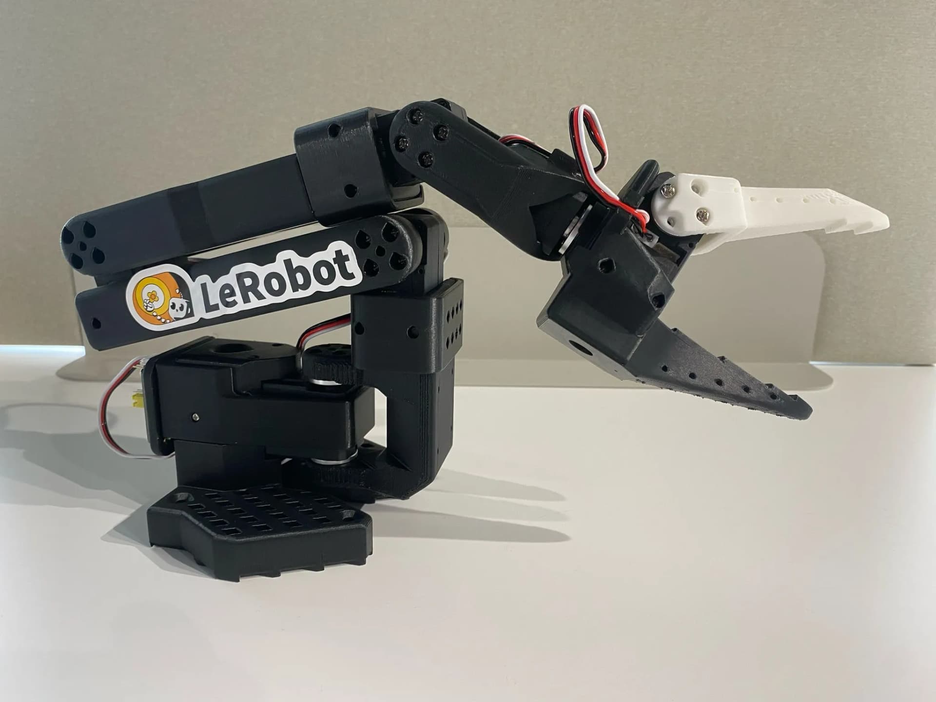 SO-101 Open-Source Robotic Arm